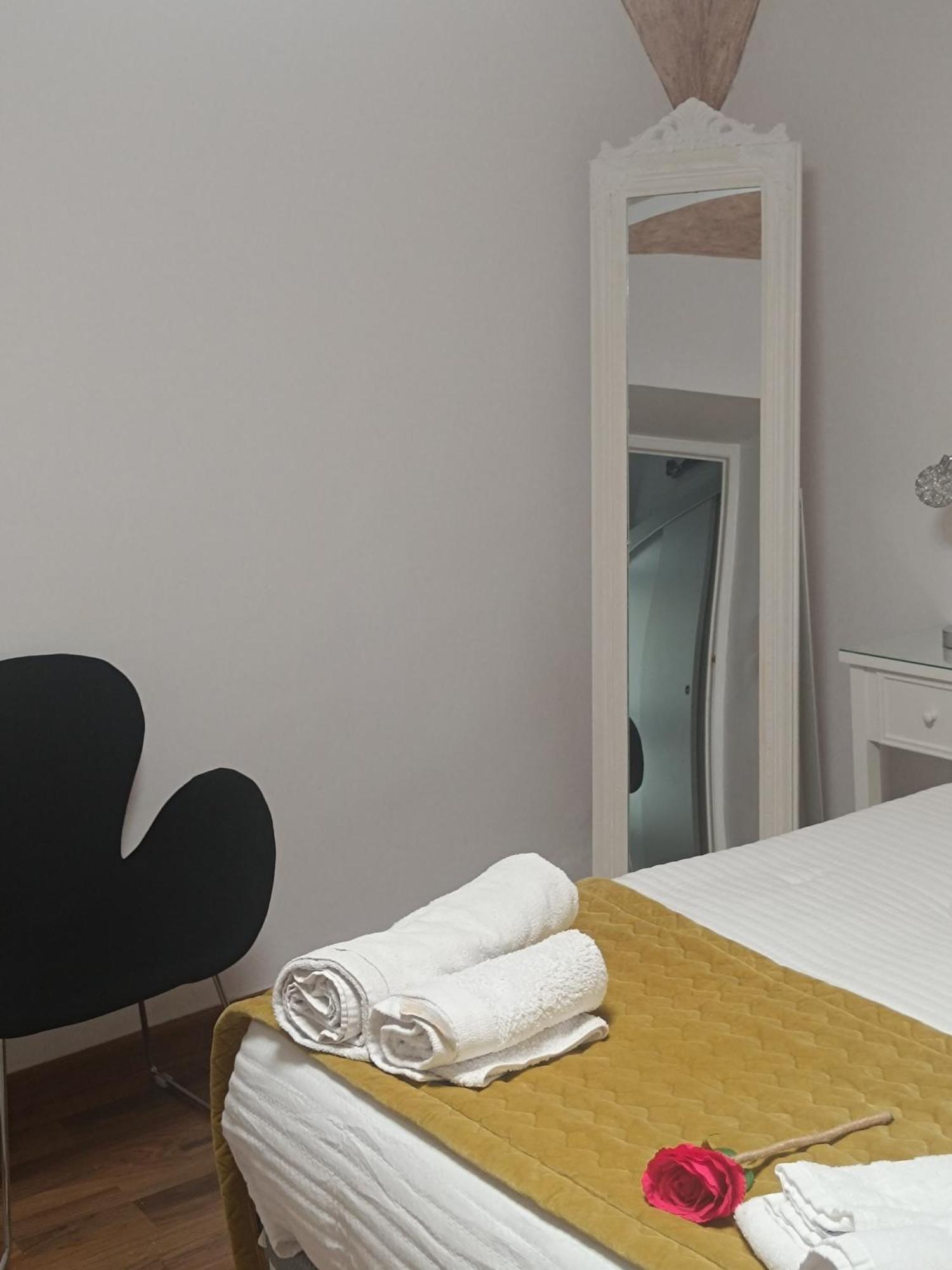 Flor De Lis 1 Apartman Caces Kültér fotó